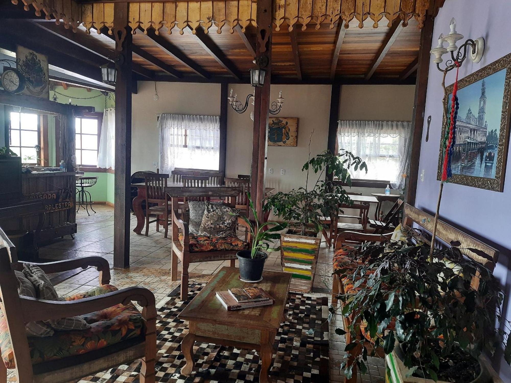 טיראדנטס Pousada Residencia Balestra מראה חיצוני תמונה