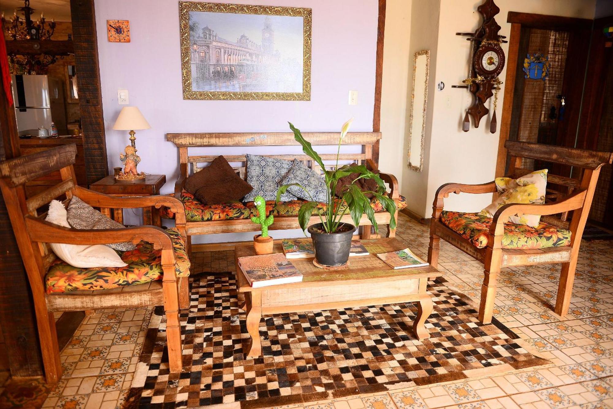 טיראדנטס Pousada Residencia Balestra מראה חיצוני תמונה